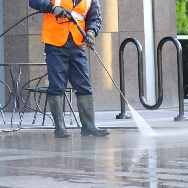 Commercial Pressure Washing